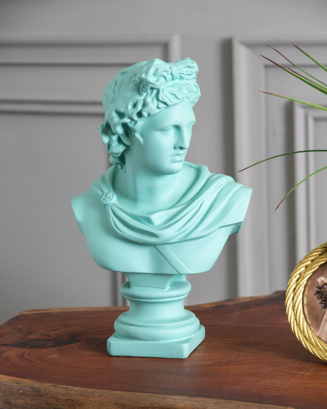 'Modern Muse' Decorative Apollo Reimagined Figurine - Green