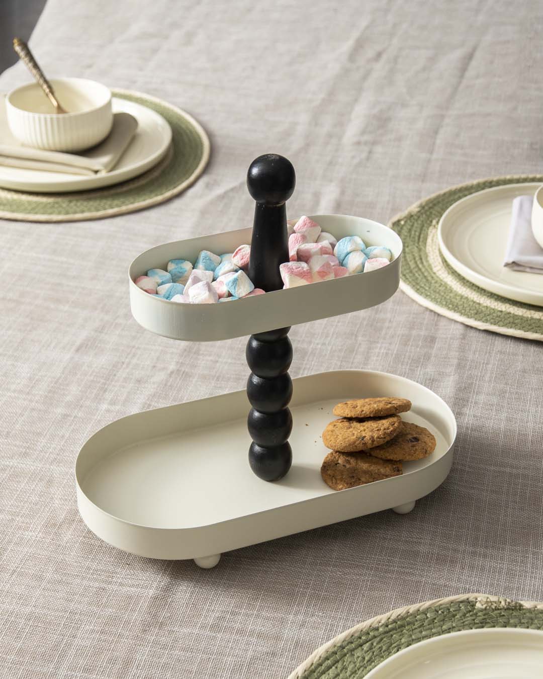 'Entrada' 2 Tier Cake Stand