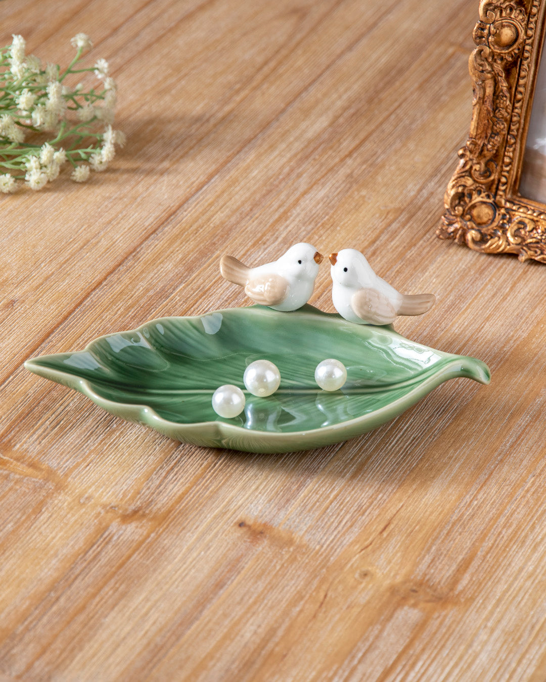 Whispering Lovebirds Leaf Ring Dish - Green