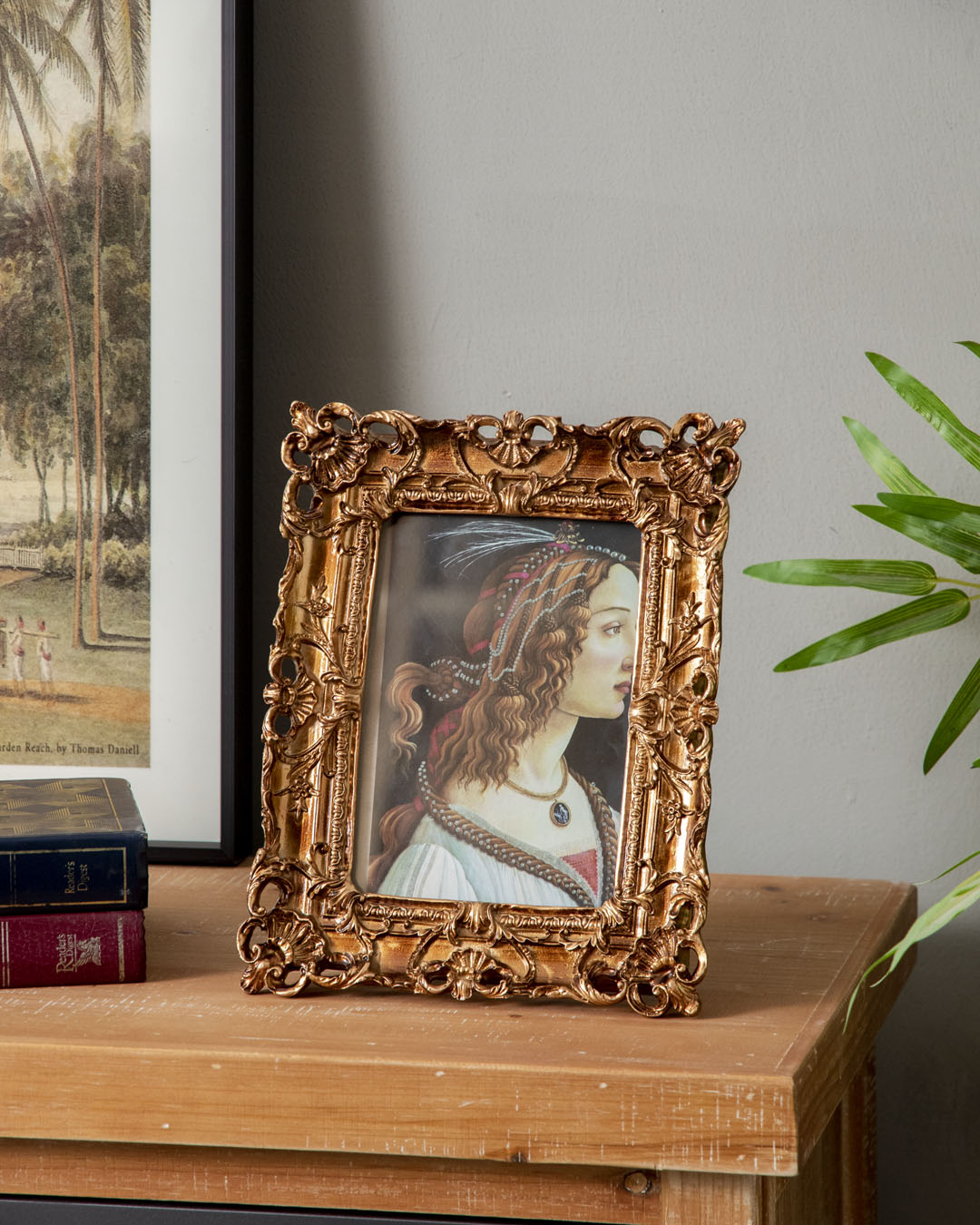 Antique Gold Floral Frame