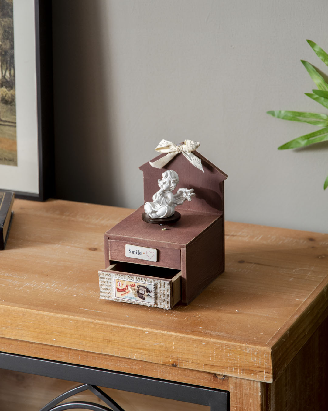 Happy Cherub Home - Musical Box