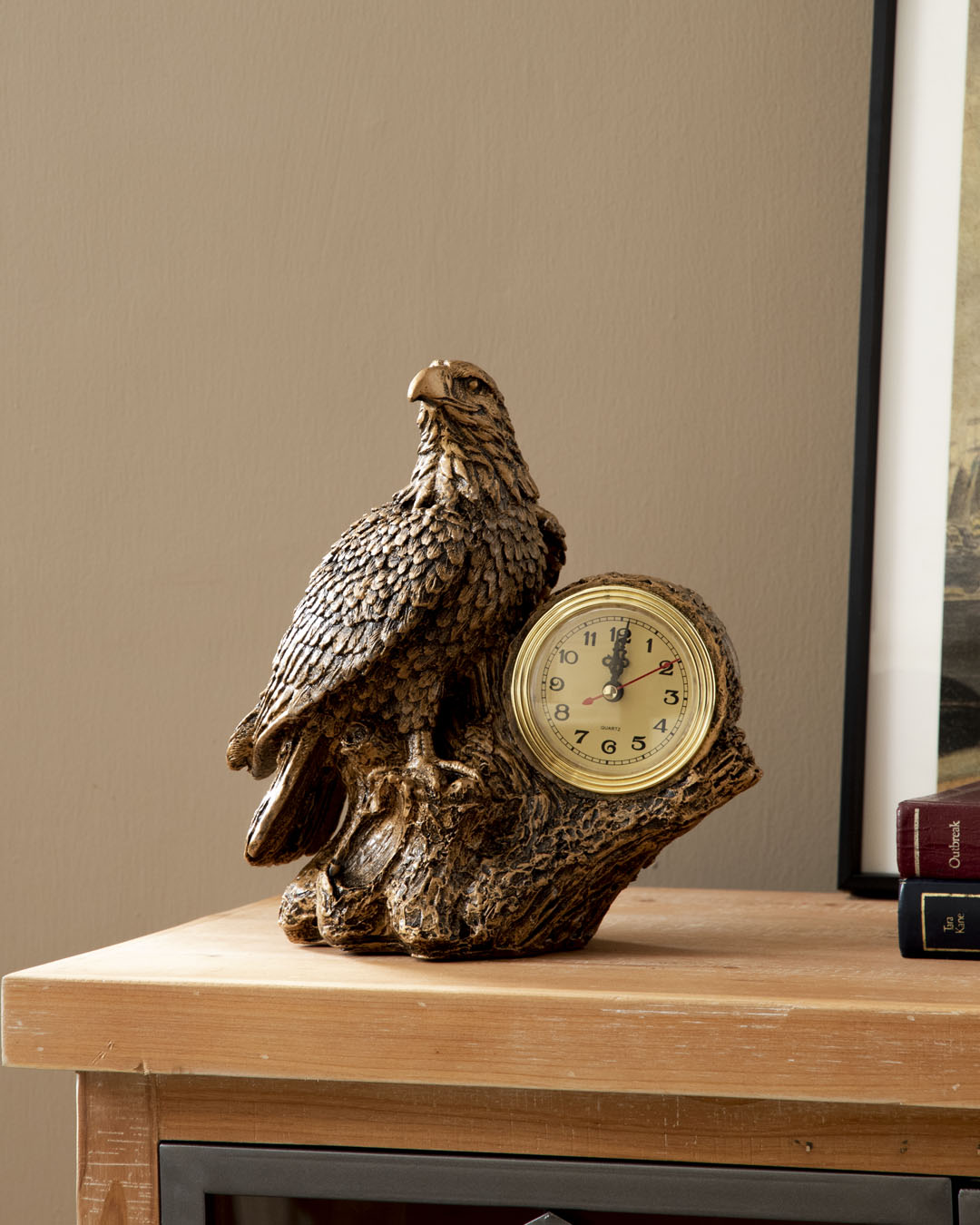 Majestic Eagle Table Clock