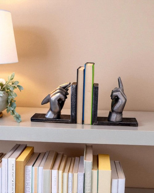 'Read to Write' Bookends