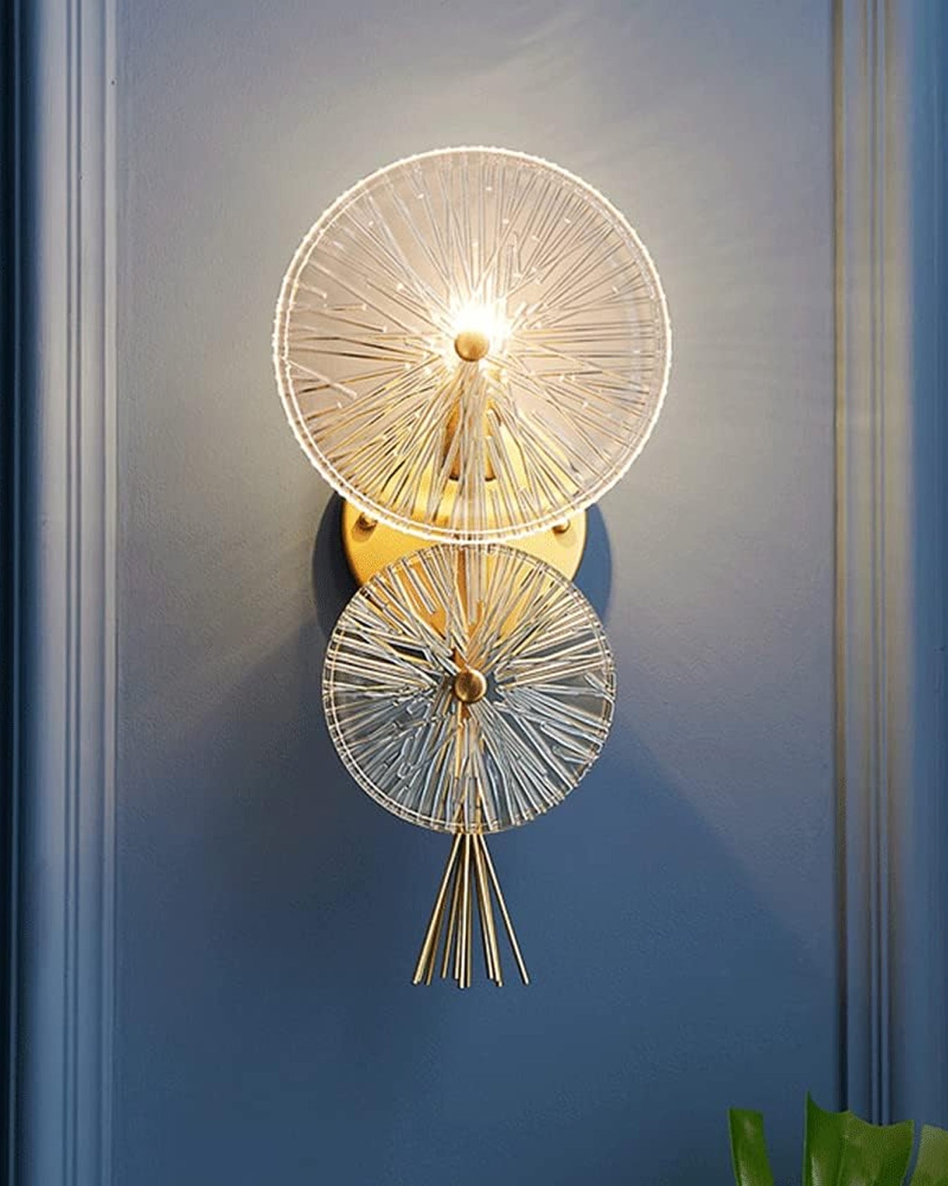 Golden Aura Sunburst Wall Light