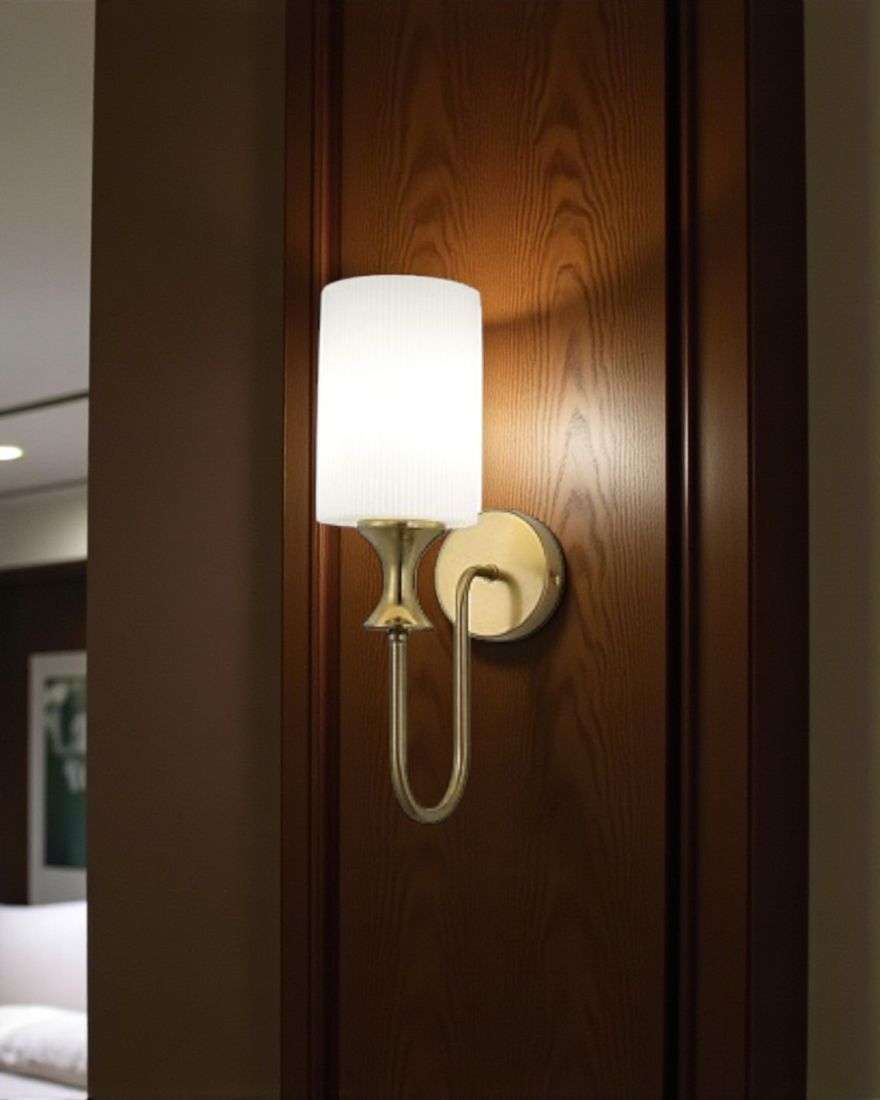 Grace Curve Wall Light