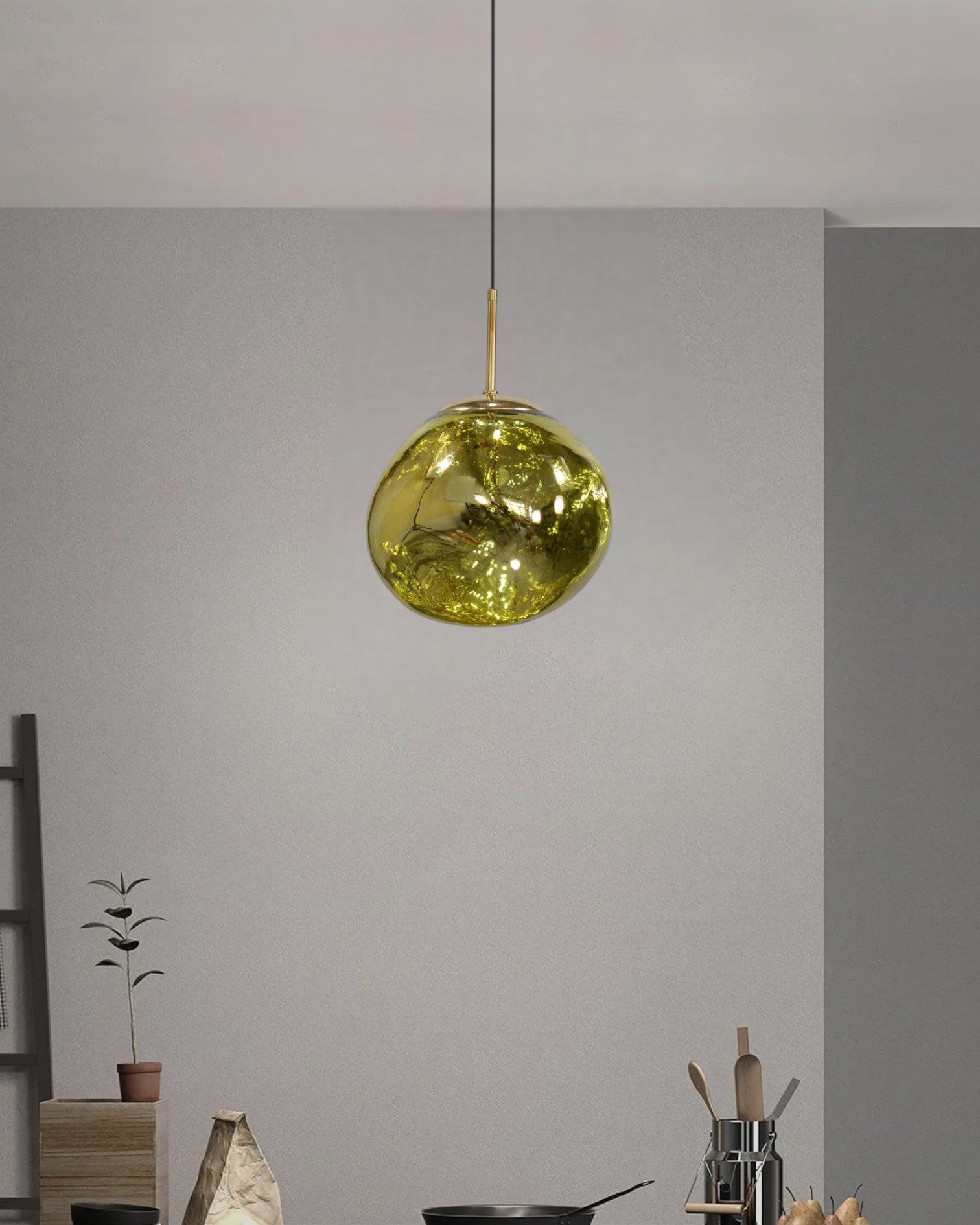 Creative Home Decors Golden Pendant Lights