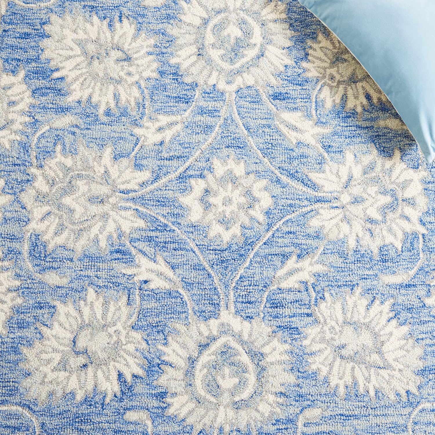 Golbahar Blue woolen Hand Tufted Carpet