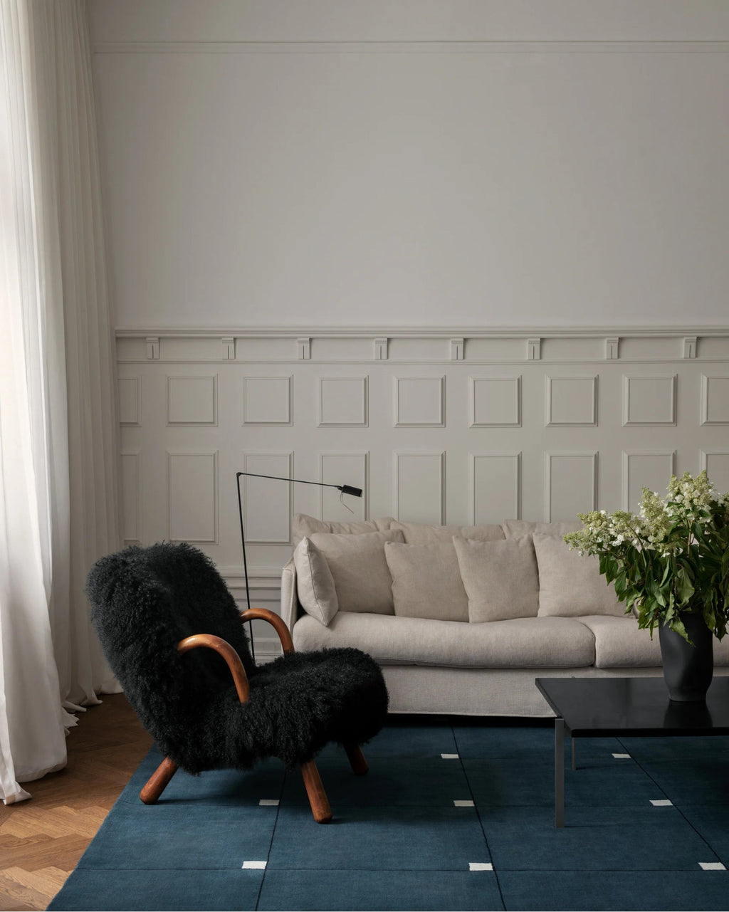 Edificio Blue woolen Hand Tufted Carpet