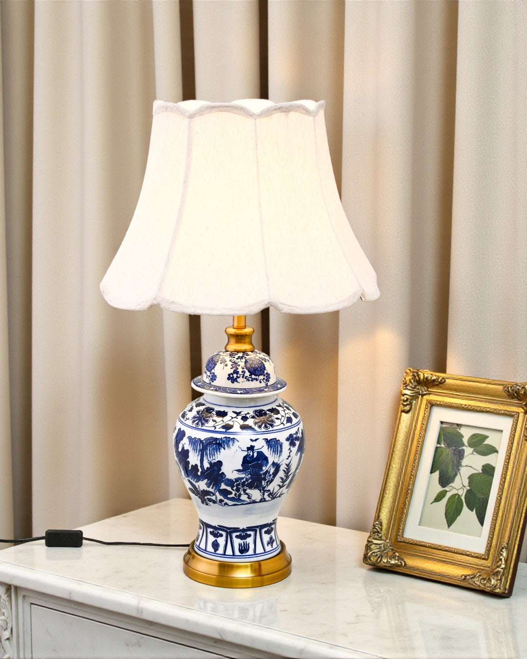 Imperial Carriage Blue & White Table Lamp