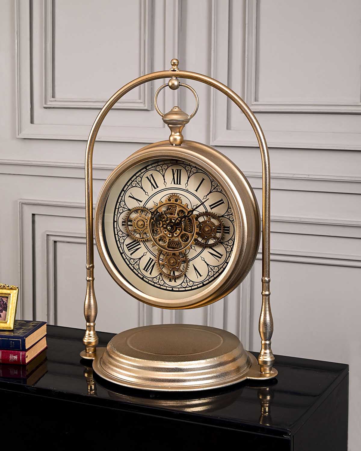 Arch Moving Gare Table Clock