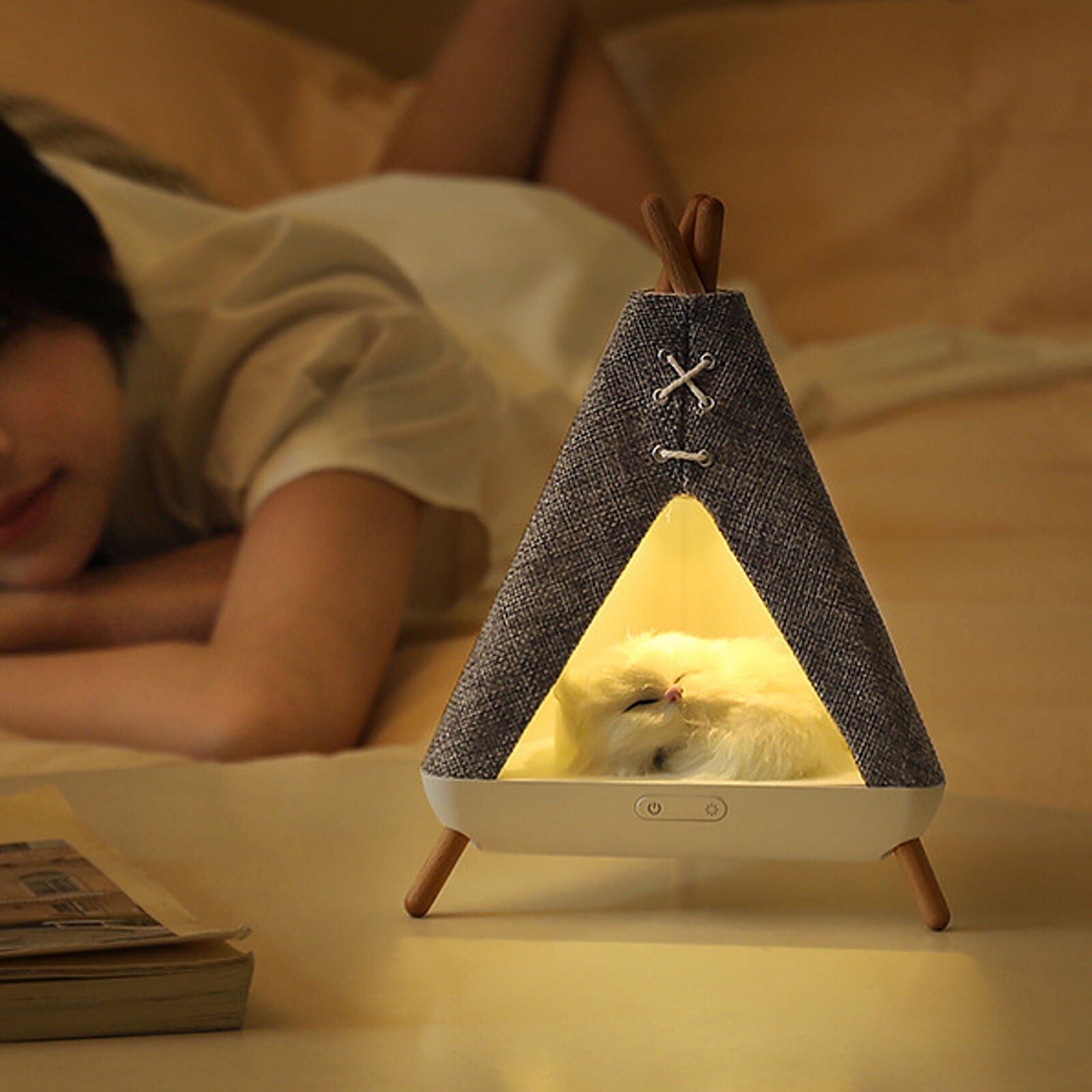Purrrr: Cute Cat Tent House Lamp & Bluetooth Speaker for Cozy Ambient Lighting & Home D‚àö¬©cor
